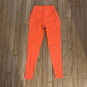 Set Active orange leggings